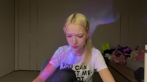 Anny online show from July 31, 6:18 pm