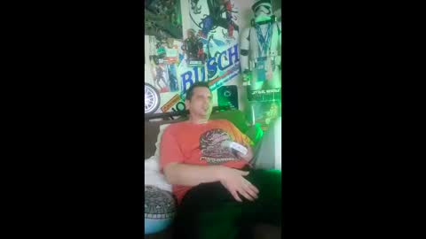 i124nakwitu online show from April 5, 8:33 am