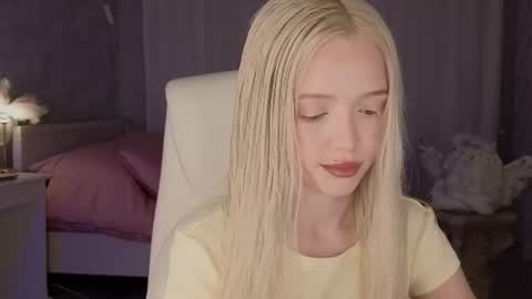 Joselle online show from June 28, 9:43 pm
