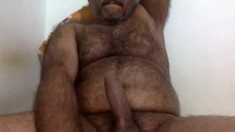 Snapshot of i_am_2_hot_4u chatting on October 29, 6:42 pm i am hot 4u online show from October 29, 6:42 pm