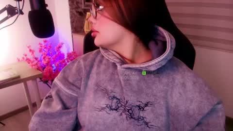 Ari online show from June 10, 2:01 am