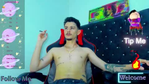 kelvis online show from October 25, 5:15 am