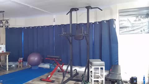 Snapshot of i_fetishize_u chatting on December 2, 7:49 pm ShortStuff online show from December 2, 7:49 pm