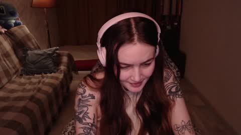 elisabeth online show from December 2, 2:41 pm