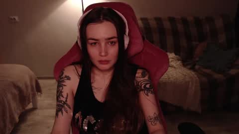 elisabeth online show from March 7, 2:56 pm