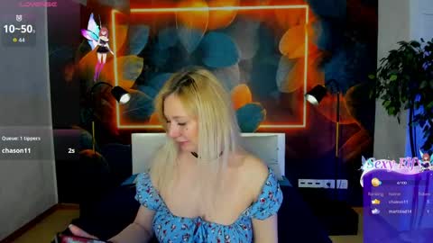 Snapshot of i_will_wake_u_up chatting on April 6, 4:46 am Samanta online show from April 6, 4:46 am