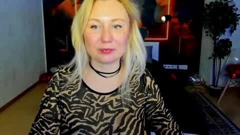 Snapshot of i_will_wake_u_up chatting on May 13, 1:14 am Samanta online show from May 13, 1:14 am