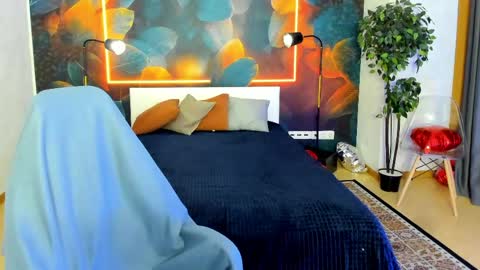 Snapshot of i_will_wake_u_up chatting on May 17, 1:36 am Samanta online show from May 17, 1:36 am