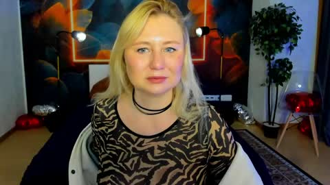 Snapshot of i_will_wake_u_up chatting on May 18, 1:35 am Samanta online show from May 18, 1:35 am