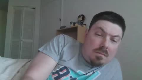 iaguy0587 online show from March 11, 5:19 pm