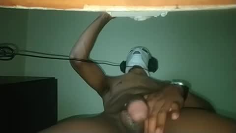 Snapshot of iam_bbc_ chatting on October 7, 8:44 am Andres online show from October 7, 8:44 am