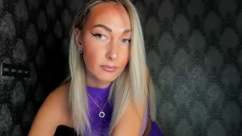 Blake online show from November 29, 6:44 pm