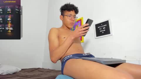 Snapshot of iam_corbin chatting on January 28, 2:00 am Corbin Jr online show from January 28, 2:00 am