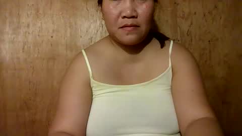 Snapshot of iam_jana chatting on February 17, 2:35 pm iam_jana online show from February 17, 2:35 pm