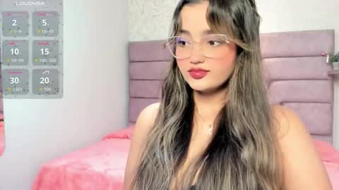 Snapshot of iam_lina chatting on March 28, 11:10 am iam_lina online show from March 28, 11:10 am