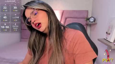 Snapshot of iam_lina chatting on March 30, 11:55 am iam_lina online show from March 30, 11:55 am