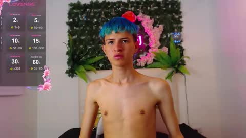 Snapshot of iam_lukas__ chatting on October 4, 1:03 am iam_lukas__ online show from October 4, 1:03 am