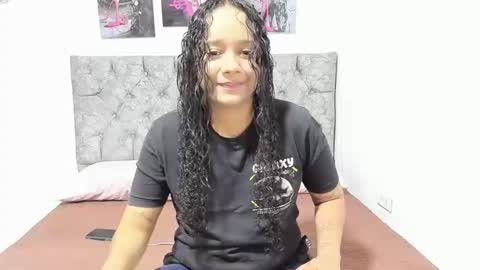 iam_mai online show from February 5, 3:22 am