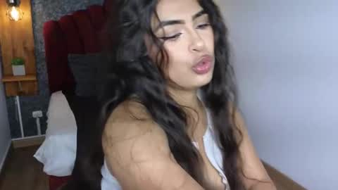 Megan online show from October 27, 1:59 pm