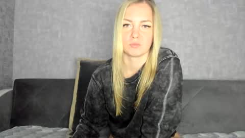 Snapshot of iam_venus chatting on March 3, 2:26 pm Venus online show from March 3, 2:26 pm