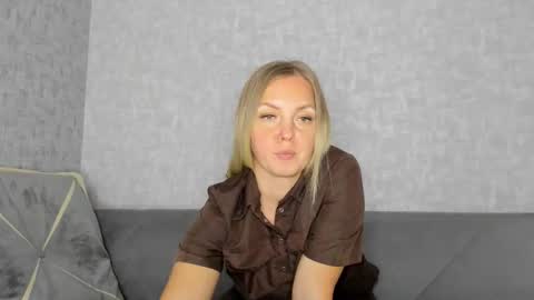 Snapshot of iam_venus chatting on September 18, 1:24 pm Venus online show from September 18, 1:24 pm