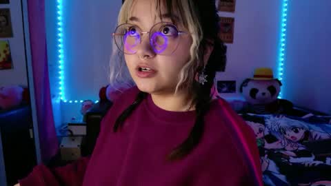 Snapshot of iam_zoechan chatting on April 16, 3:07 am Zoe 3 online show from April 16, 3:07 am