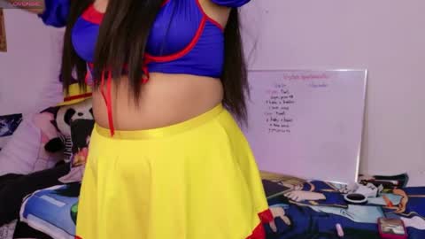 Snapshot of iam_zoechan chatting on May 17, 9:55 pm Zoe 3 online show from May 17, 9:55 pm