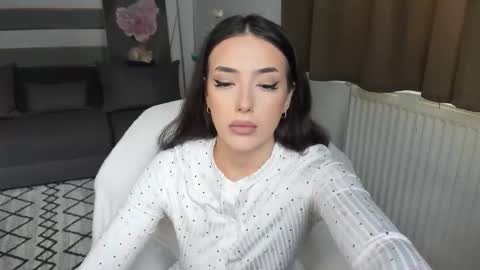 Baby Gal online show from February 11, 8:30 am