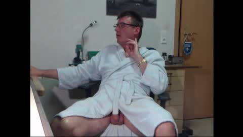 iamachim online show from September 30, 6:57 pm