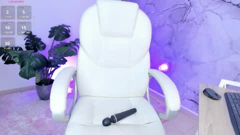 Im Adara online show from December 17, 4:02 pm