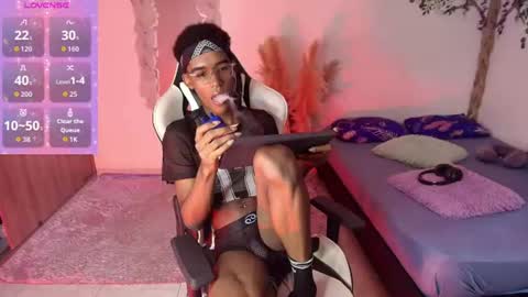 Snapshot of iamandrey_ chatting on June 12, 3:22 pm iamandrey_ online show from June 12, 3:22 pm