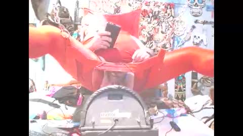 Naomi online show from March 19, 9:24 am