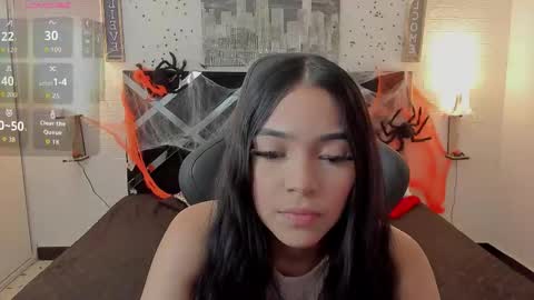 Snapshot of iamcharlotte19 chatting on October 27, 8:02 pm Charlotte online show from October 27, 8:02 pm