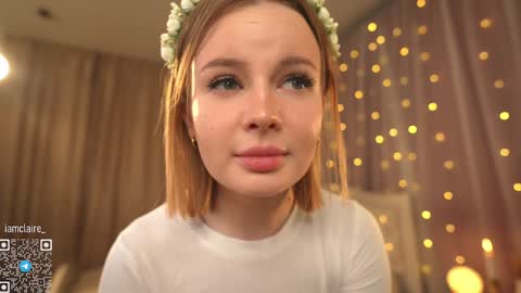 Claire online show from December 14, 3:25 pm