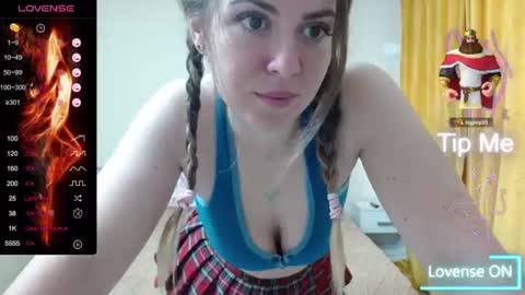 Snapshot of iamdaddyissues chatting on July 21, 4:48 am Alice online show from July 21, 4:48 am