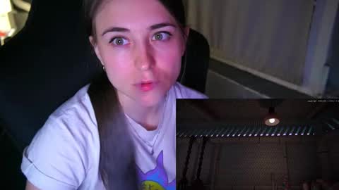 Snapshot of iamdervindella chatting on September 19, 5:02 pm Dervindella online show from September 19, 5:02 pm