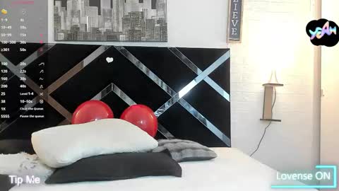 Snapshot of iamduque chatting on February 17, 3:14 am Iam Joseant online show from February 17, 3:14 am