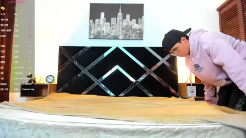 Snapshot of iamduque chatting on April 13, 3:12 am Iam Joseant online show from April 13, 3:12 am