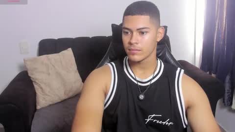 Dylan  independent model  online show from March 29, 3:23 pm