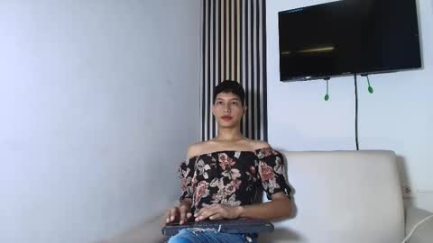 iamgigy online show from March 12, 12:44 pm