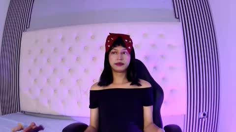 iamgigy online show from May 11, 1:17 pm
