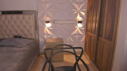 iamjuanjoc online show from April 2, 3:37 am