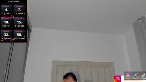 Juliiiiian online show from May 22, 11:38 am
