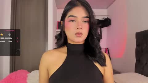   online show from February 4, 3:36 pm