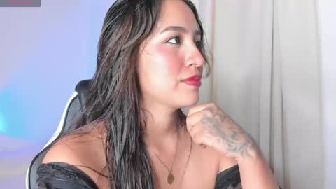 Snapshot of iamlara1 chatting on April 15, 2:13 pm Lara online show from April 15, 2:13 pm