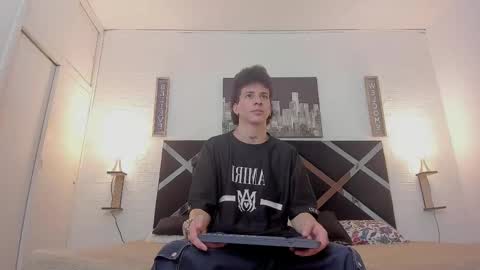 Mariano online show from November 4, 4:11 am