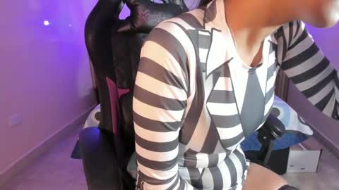 Nayuta online show from October 3, 8:17 pm