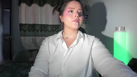 Rosie online show from August 9, 5:07 pm