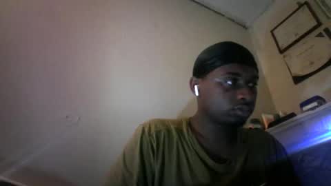 Snapshot of iamryan995442 chatting on March 23, 8:35 pm iamryan995442 online show from March 23, 8:35 pm