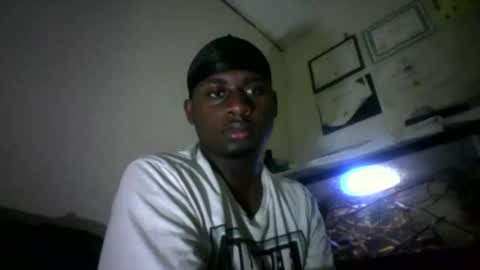 Snapshot of iamryan995442 chatting on March 28, 8:52 pm iamryan995442 online show from March 28, 8:52 pm